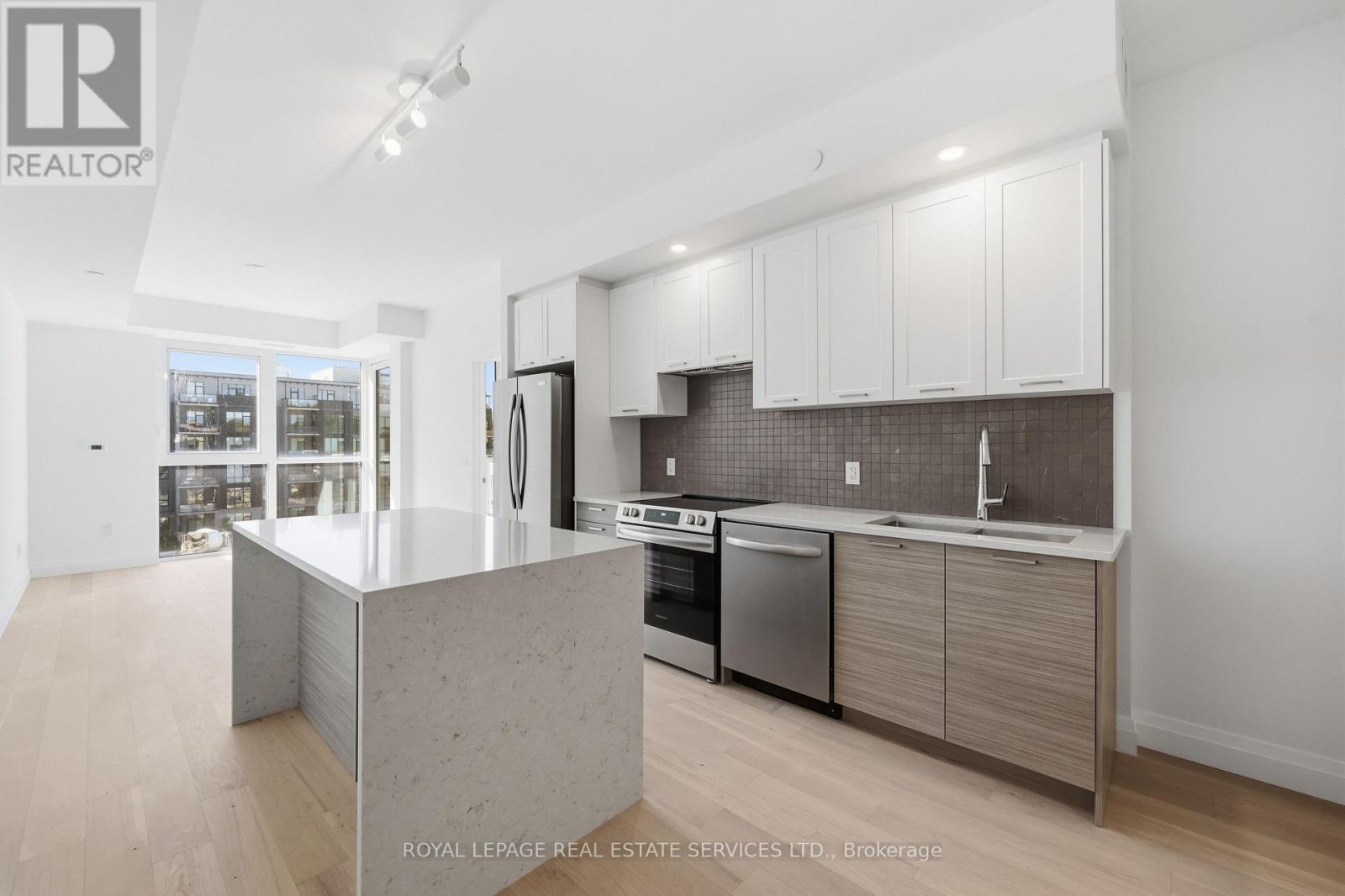 213 - 26 MILL STREET
