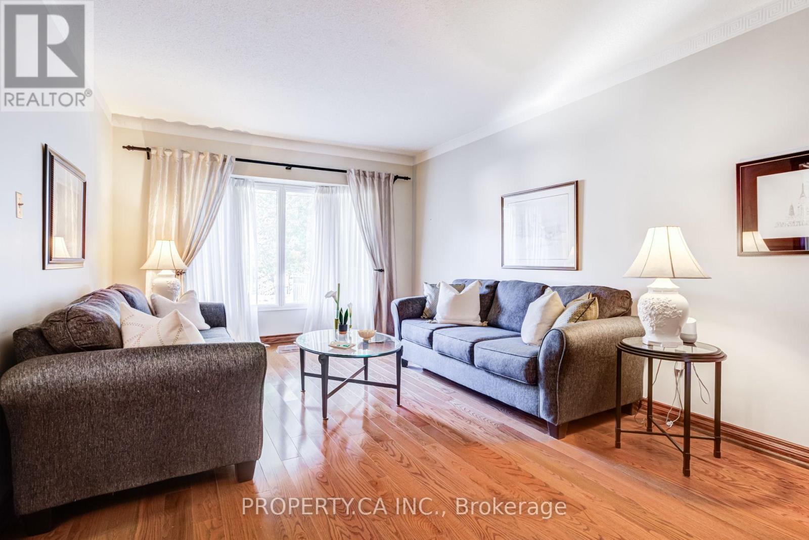 411 Freeman Crescent, Oakville, Ontario  L6H 4R4 - Photo 7 - W14089118