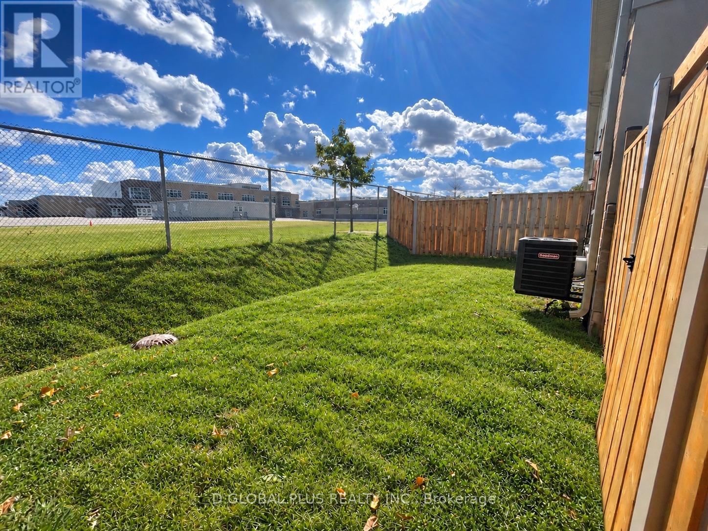 30 Mockingbird Lane W, Hamilton, Ontario  L8E 0K7 - Photo 17 - X14086044