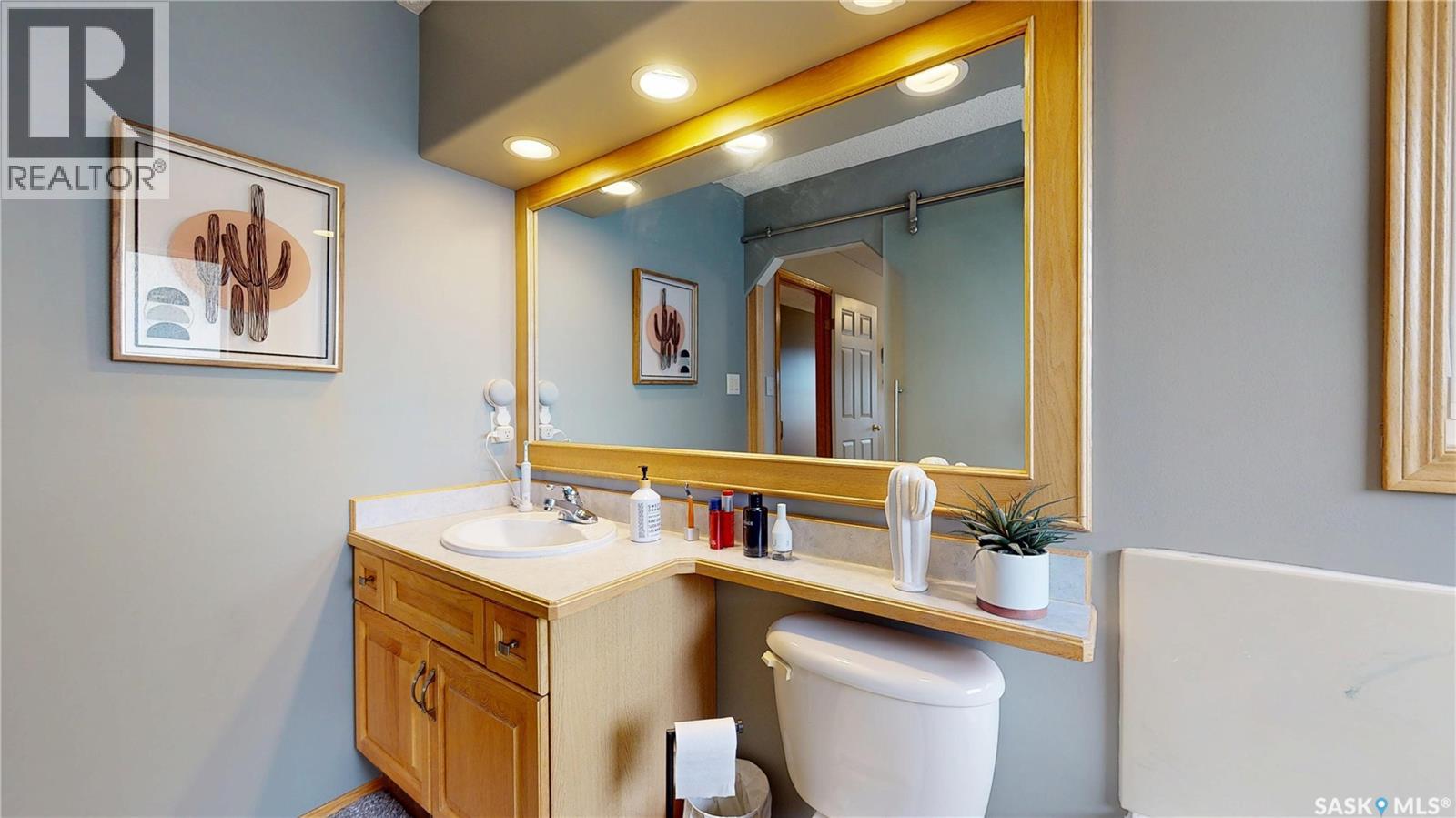 1253 Degelman Drive, Regina, Saskatchewan  S4N 7N4 - Photo 24 - SK051000