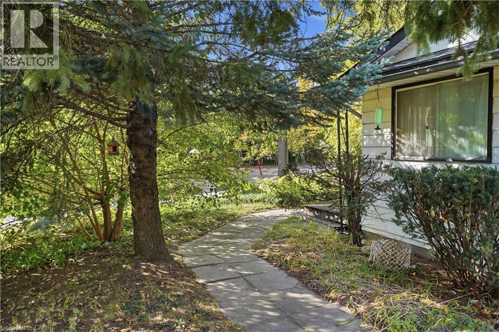 12 Hill Street, Kitchener, Ontario  N2H 5T1 - Photo 7 - 40869057