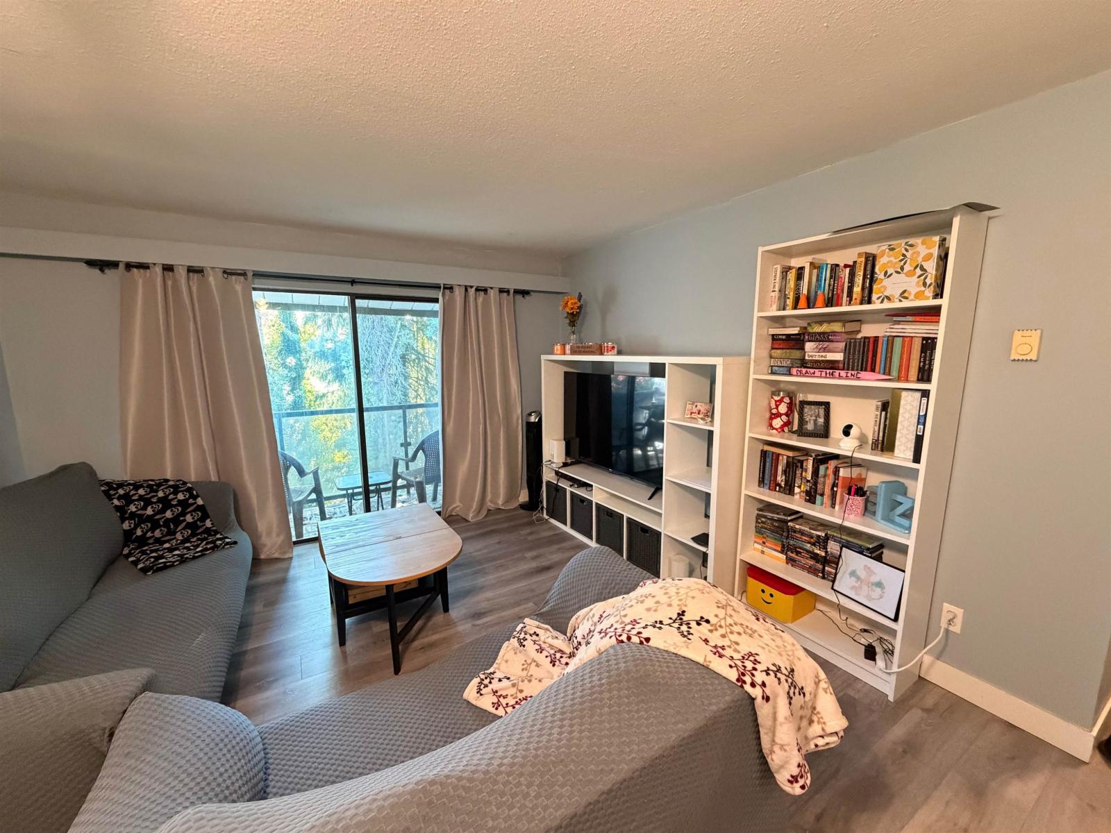 302 33598 George Ferguson Way, Abbotsford, British Columbia  V2S 2L8 - Photo 4 - R3175828