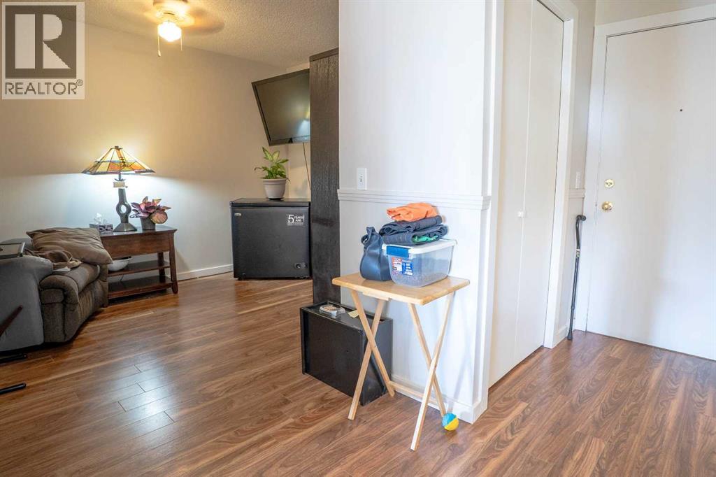 8412, 304 Mackenzie Way Sw, Airdrie, Alberta  T4B 3H7 - Photo 28 - A2349707