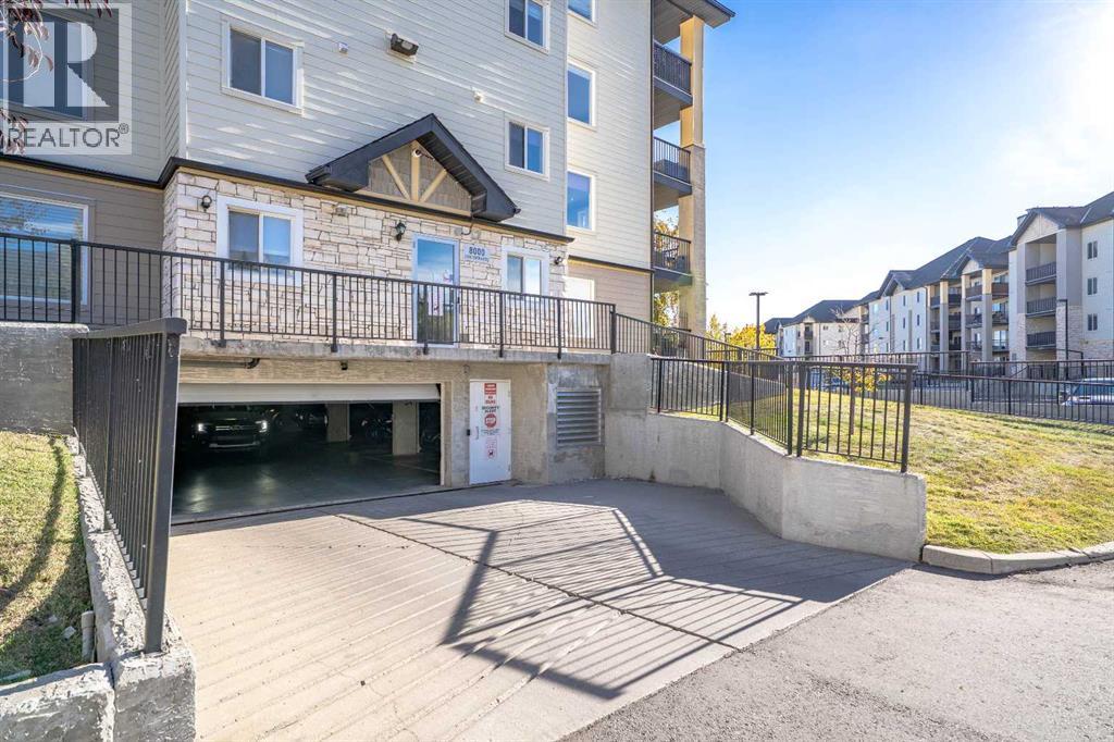 8412, 304 Mackenzie Way Sw, Airdrie, Alberta  T4B 3H7 - Photo 33 - A2349707