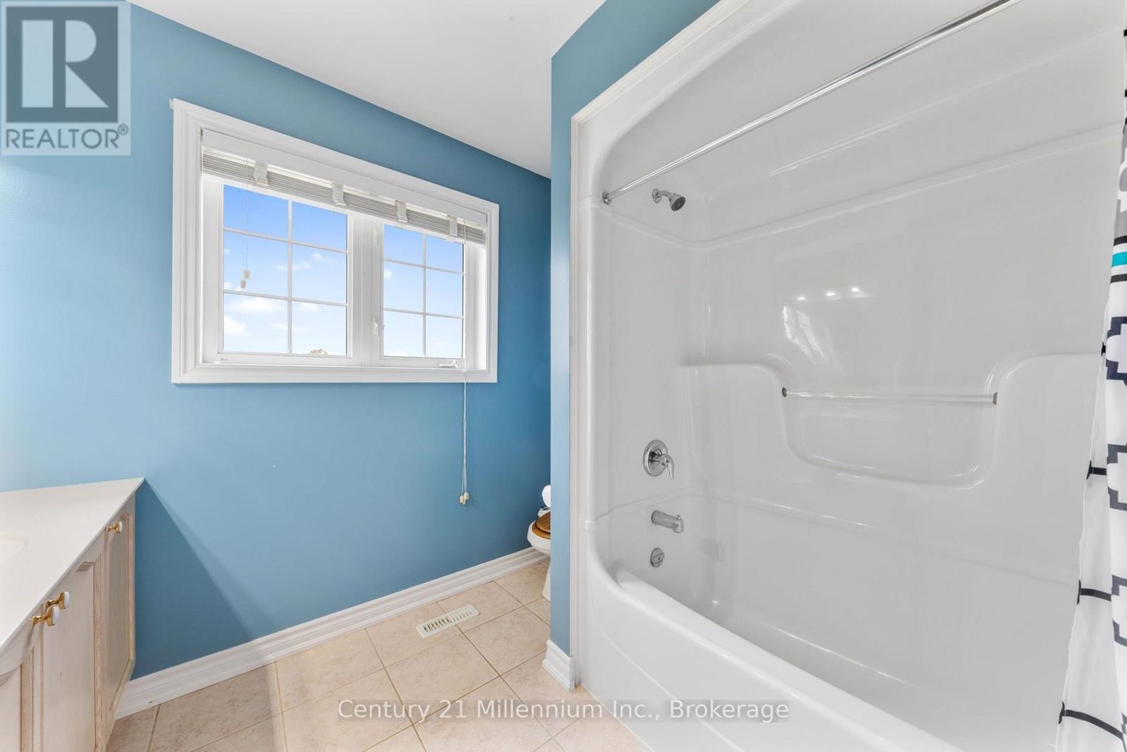 23 Butternut Crescent, Wasaga Beach, Ontario  L9Z 0A7 - Photo 30 - S14088656