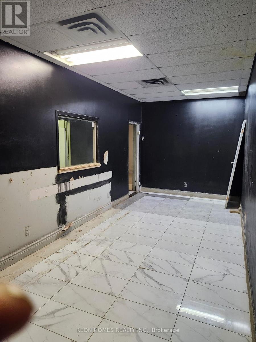 2a - 45 Bloor Street, Oshawa, Ontario  L1H 3L9 - Photo 6 - E13878636