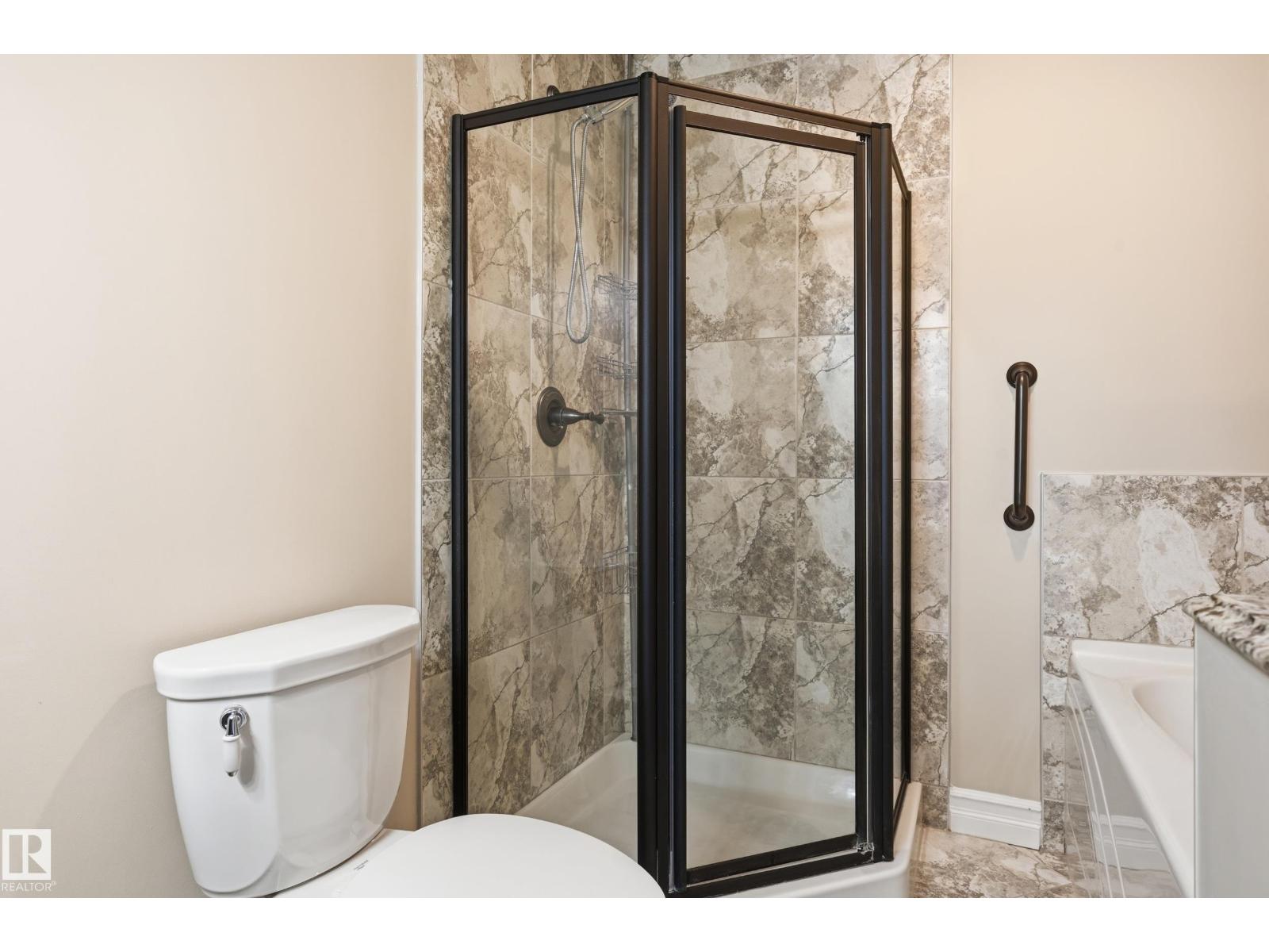 #909 10142 111 ST NW