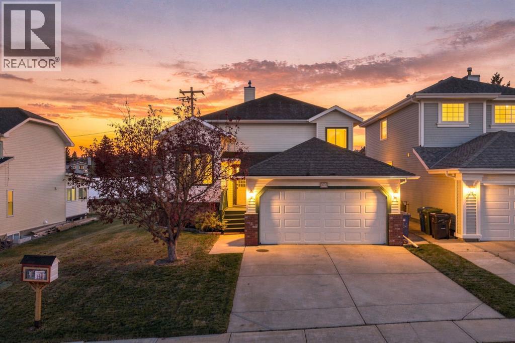 184 Hidden Circle NW, Calgary, Alberta  T3A 5G8 - Photo 1 - A2352297