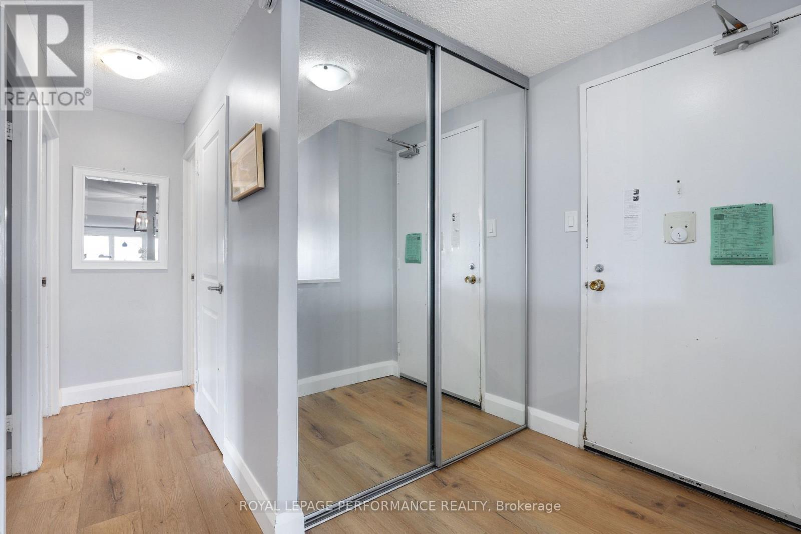 703 - 1081 Ambleside Drive, Ottawa, Ontario K2B 8C8 - Photo 4 - X14089162