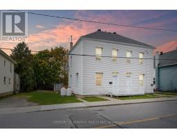 154-156 BECKWITH STREET N, Smiths Falls, Ontario