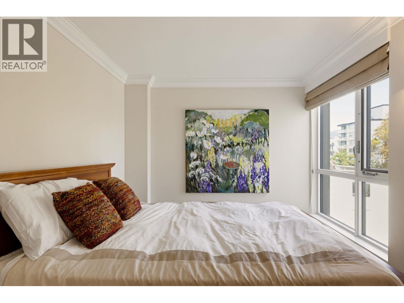 701 1345 BURNABY STREET