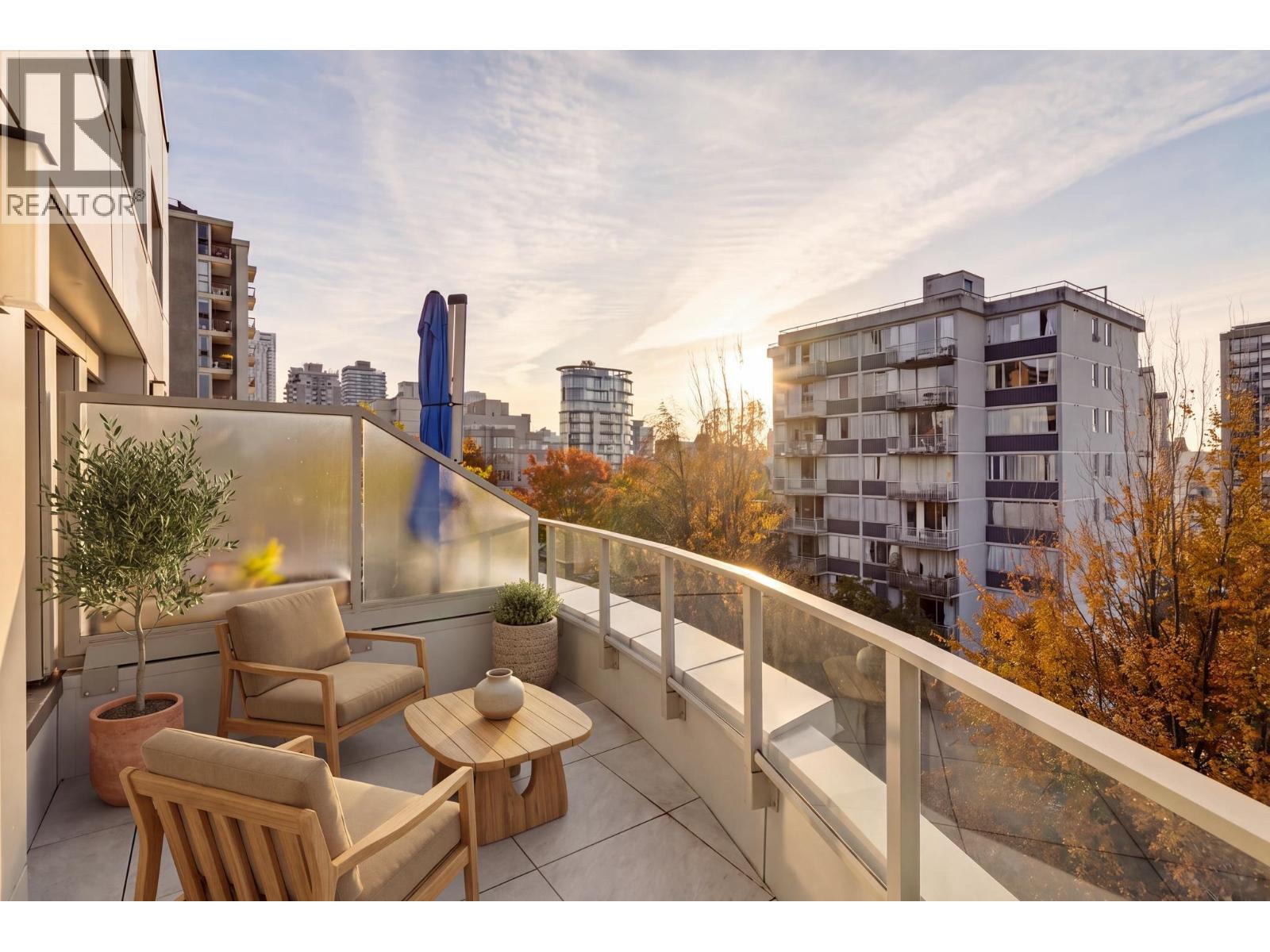 701 1345 BURNABY STREET