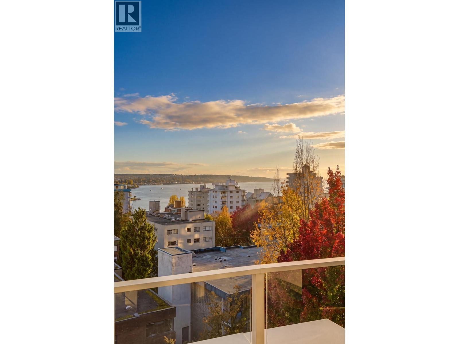 701 1345 BURNABY STREET