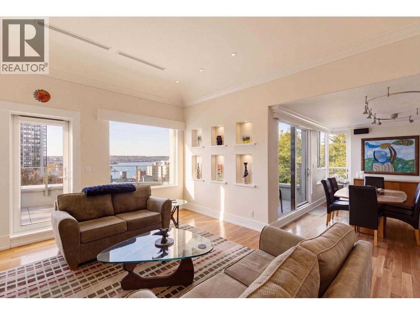 701 1345 BURNABY STREET