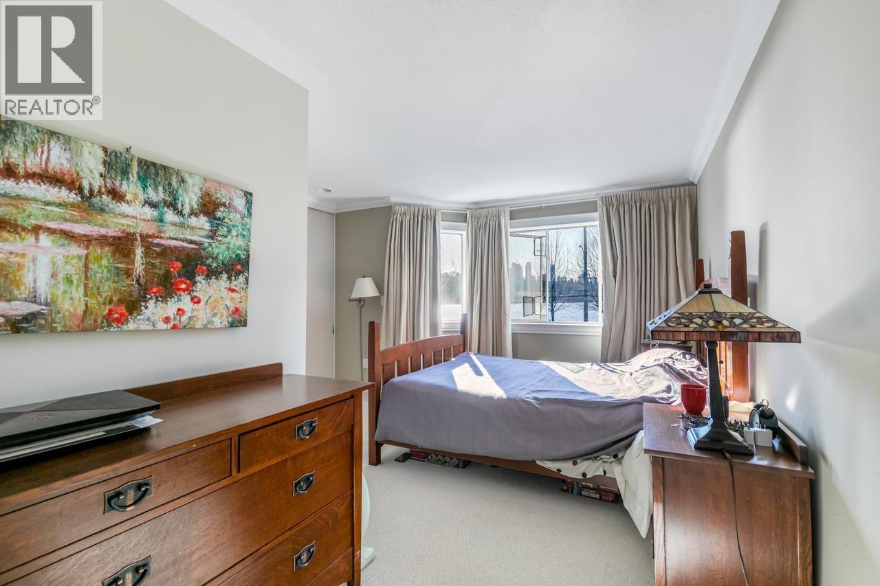 53XX SPERLING AVENUE