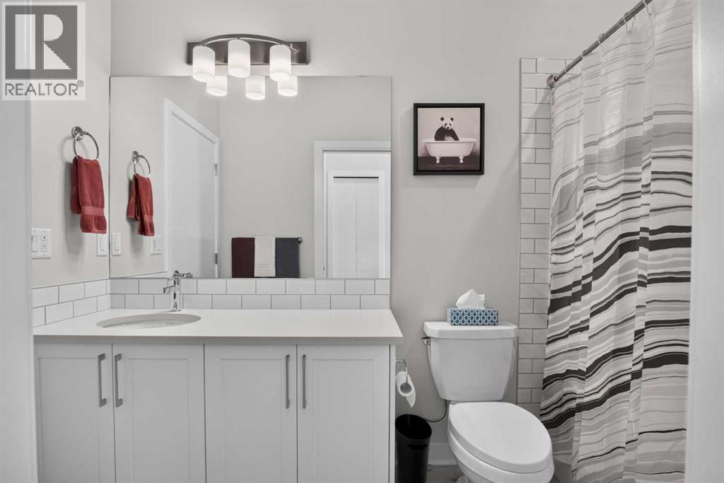 180 Les Jardins Park SE, Calgary, Alberta  T2C 5V3 - Photo 32 - A2352432