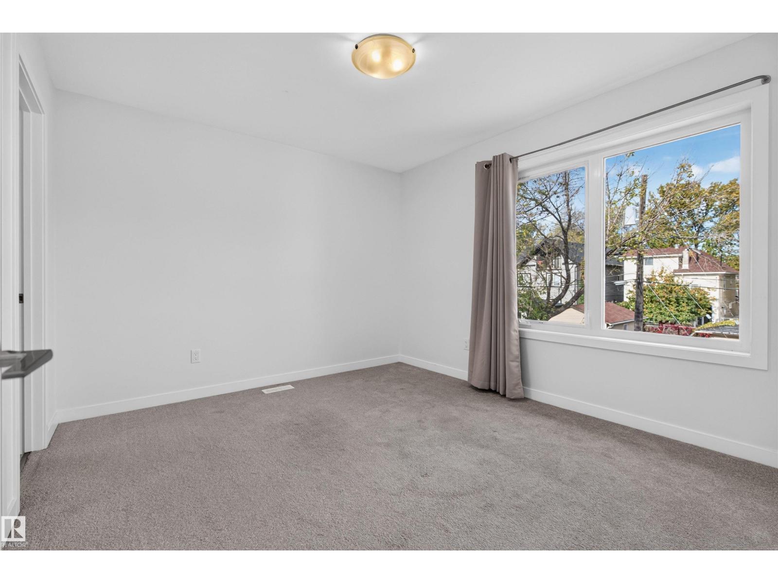 9314 107A AV NW