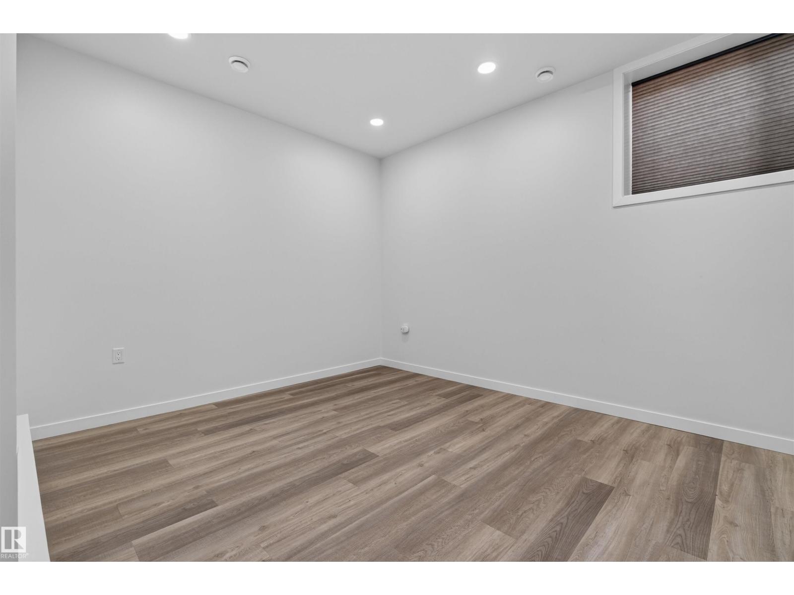 9314 107A AV NW