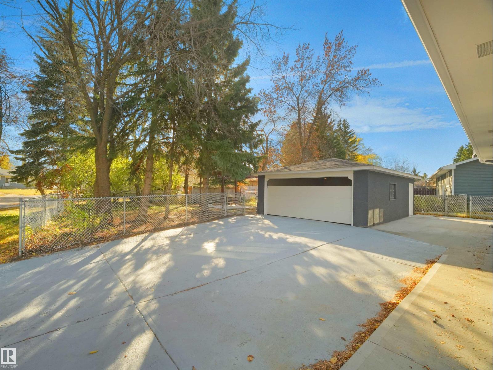 53 RAVEN DR