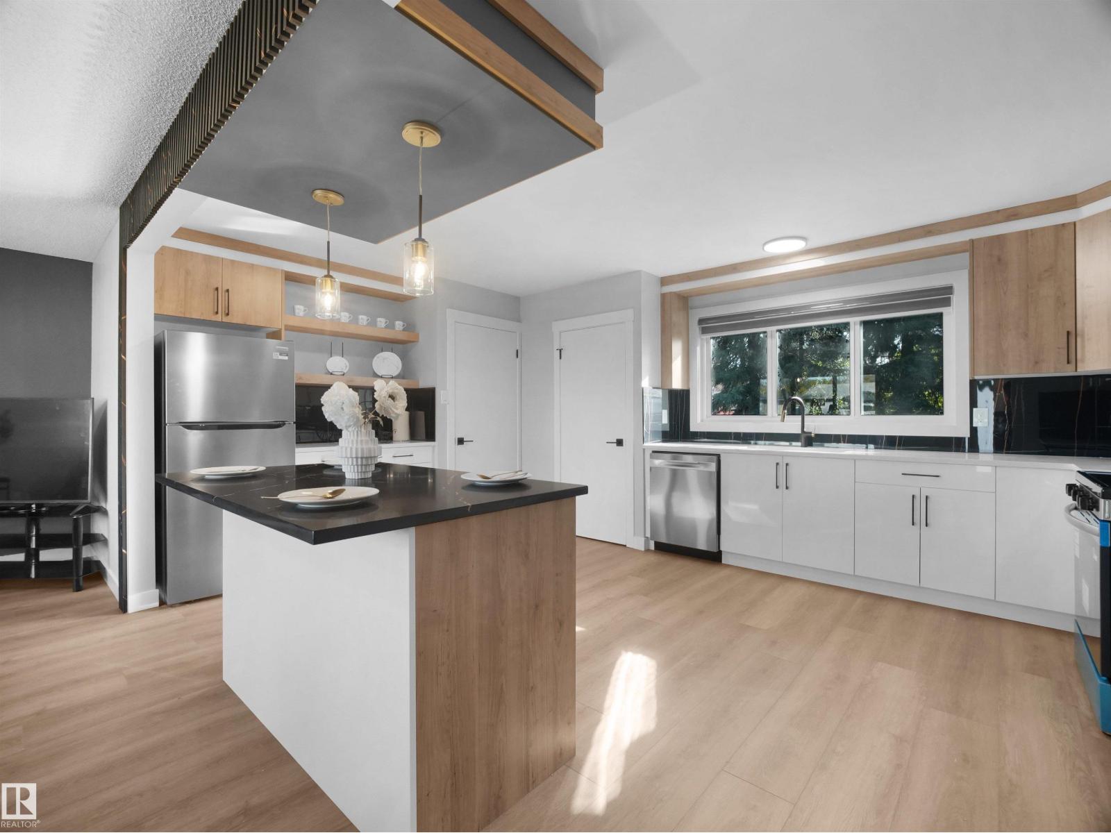 53 RAVEN DR