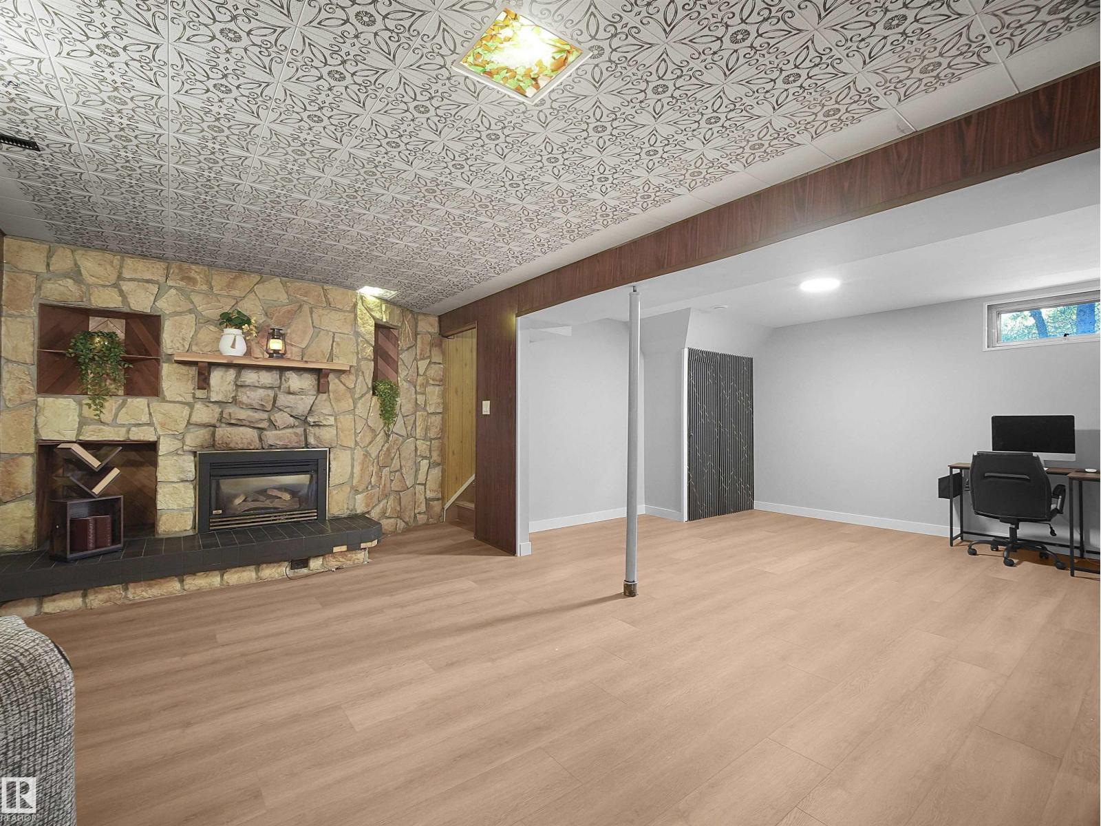53 RAVEN DR