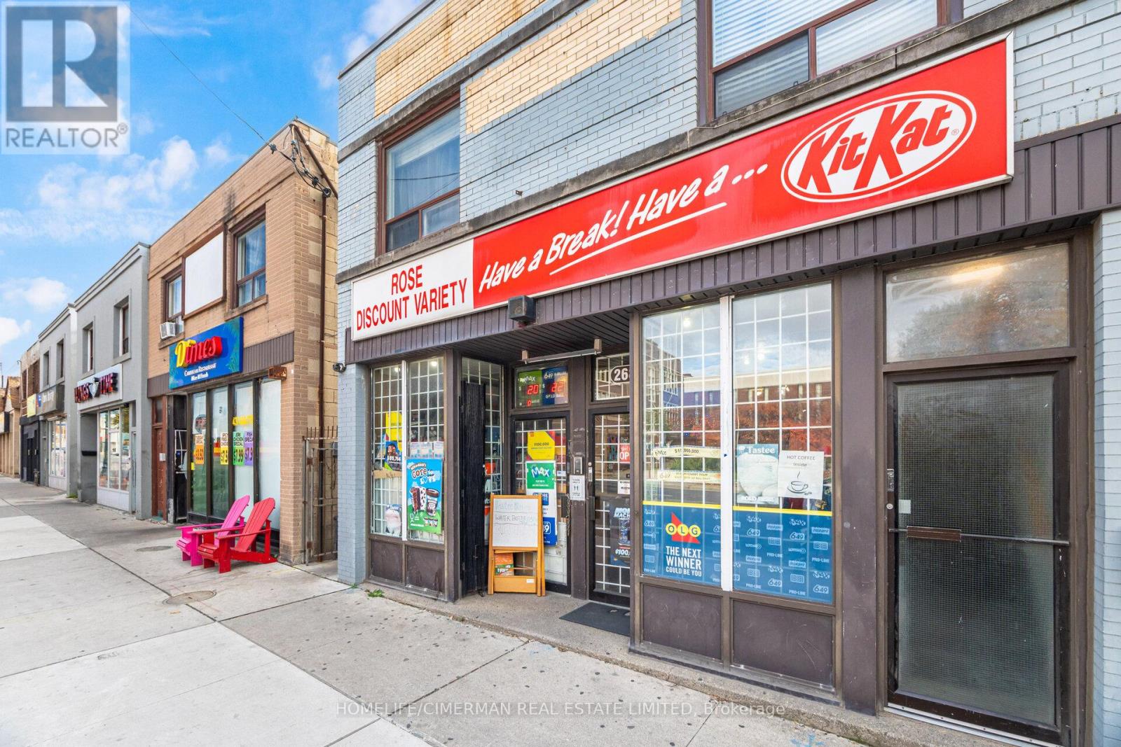 2681 Eglinton Avenue W, Toronto, Ontario  M6M 1T8 - Photo 1 - W14089158
