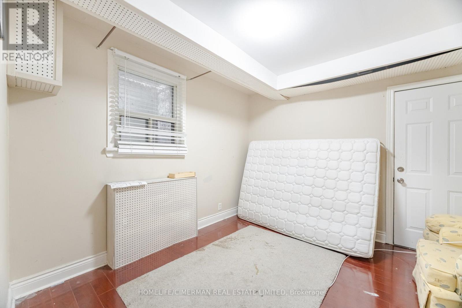 2681 Eglinton Avenue W, Toronto, Ontario  M6M 1T8 - Photo 22 - W14089158