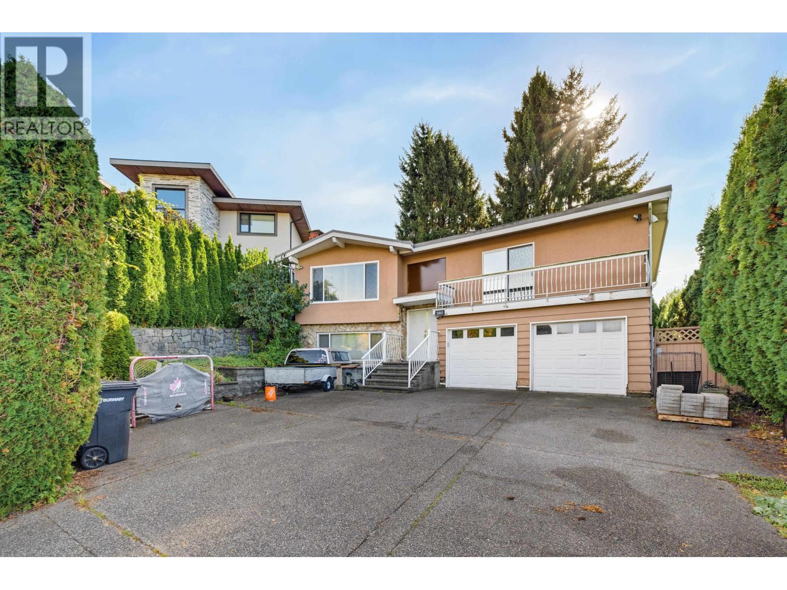 5460 Meadedale Drive, Burnaby, British Columbia  V5B 2E8 - Photo 8 - R3176205