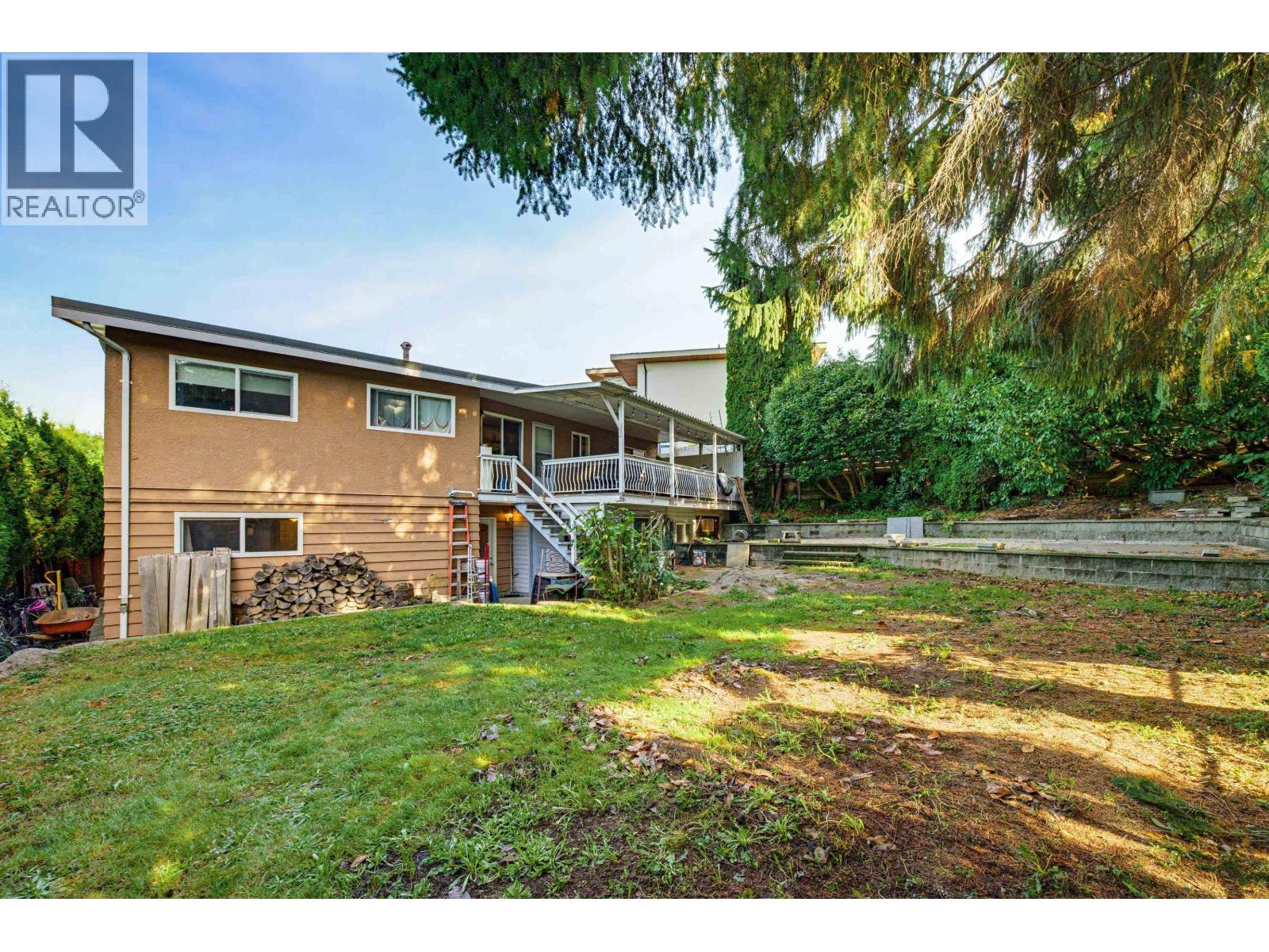 5460 Meadedale Drive, Burnaby, British Columbia  V5B 2E8 - Photo 38 - R3176205