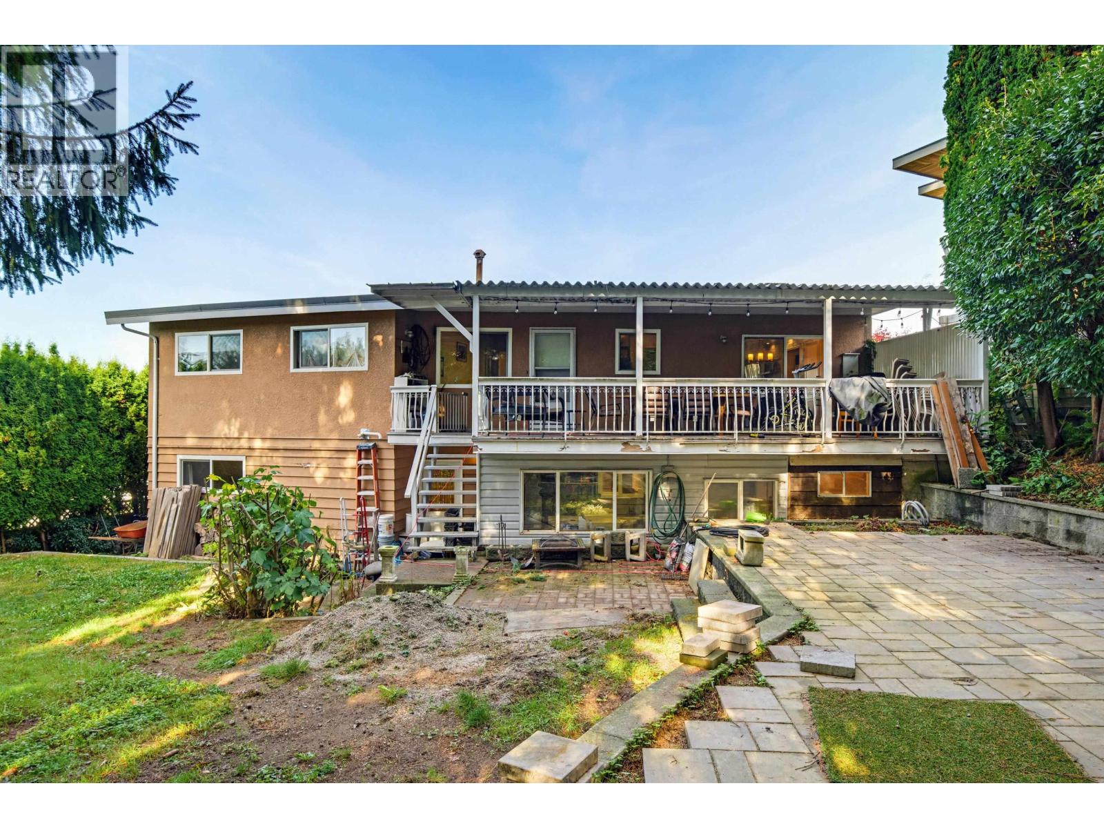 5460 Meadedale Drive, Burnaby, British Columbia  V5B 2E8 - Photo 39 - R3176205