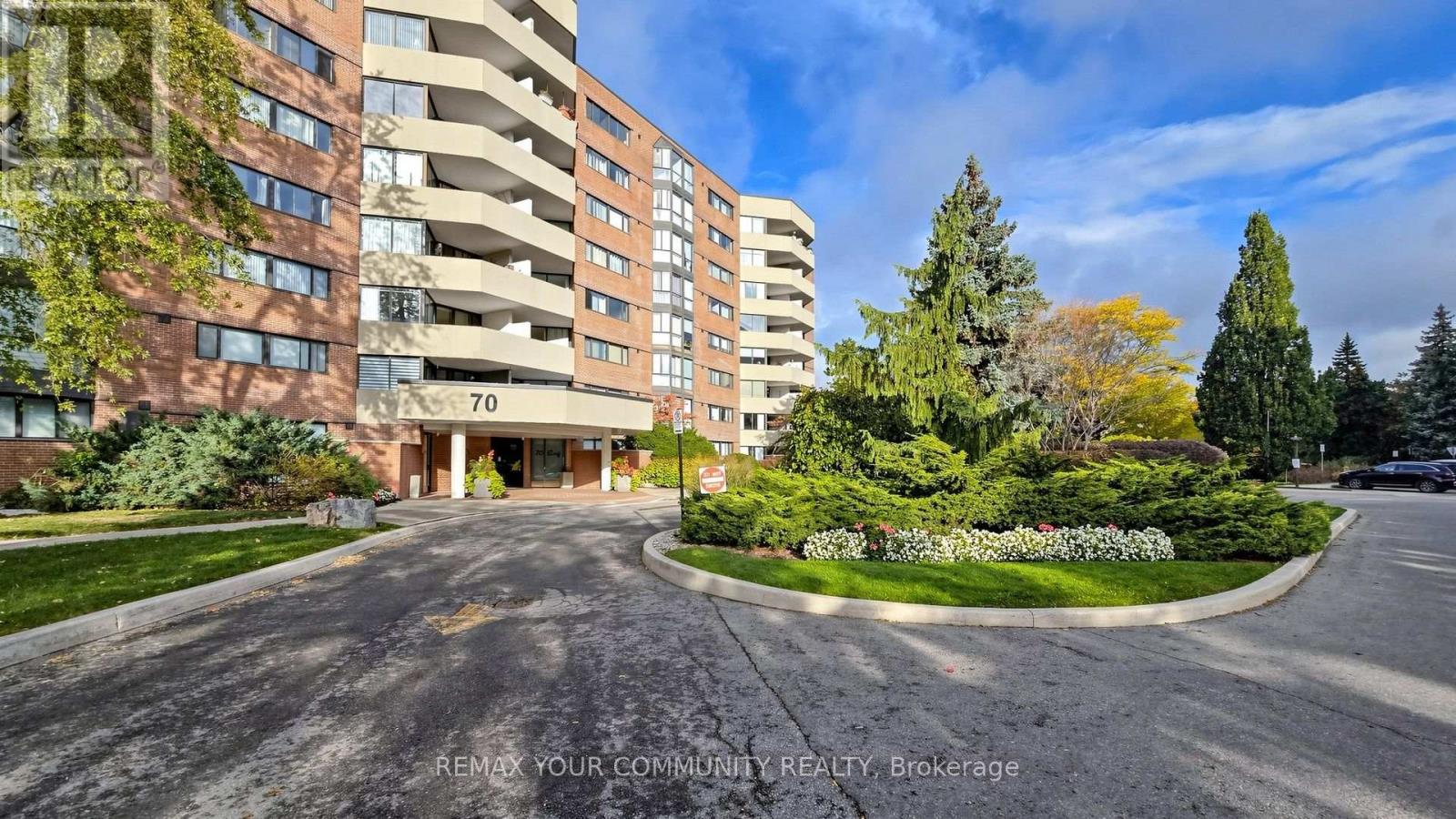 608 - 70 Baif Boulevard, Richmond Hill, Ontario  L4C 5L2 - Photo 2 - N14086936