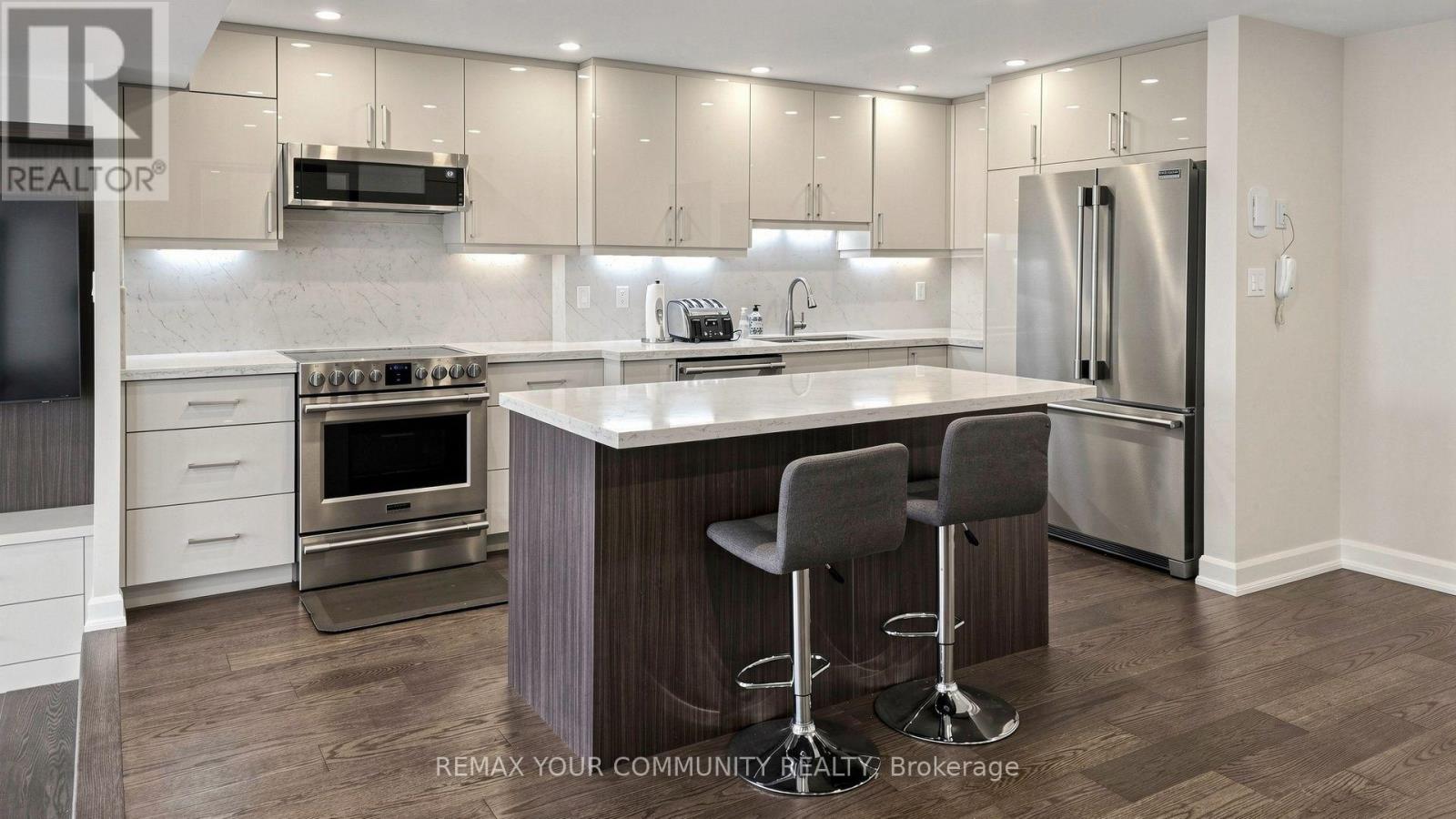 608 - 70 Baif Boulevard, Richmond Hill, Ontario  L4C 5L2 - Photo 7 - N14086936