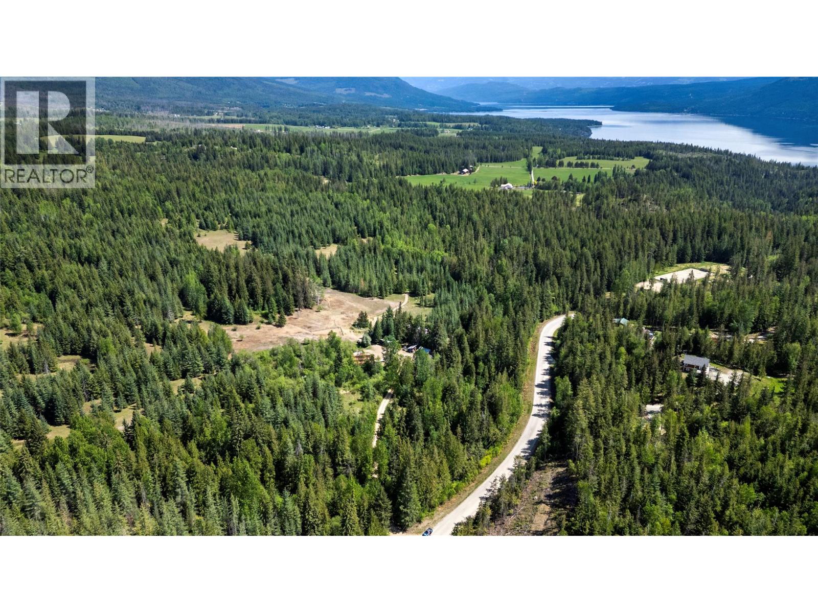 4993 Meadow Creek Road, Celista, British Columbia  V0E 1M6 - Photo 12 - 10403839