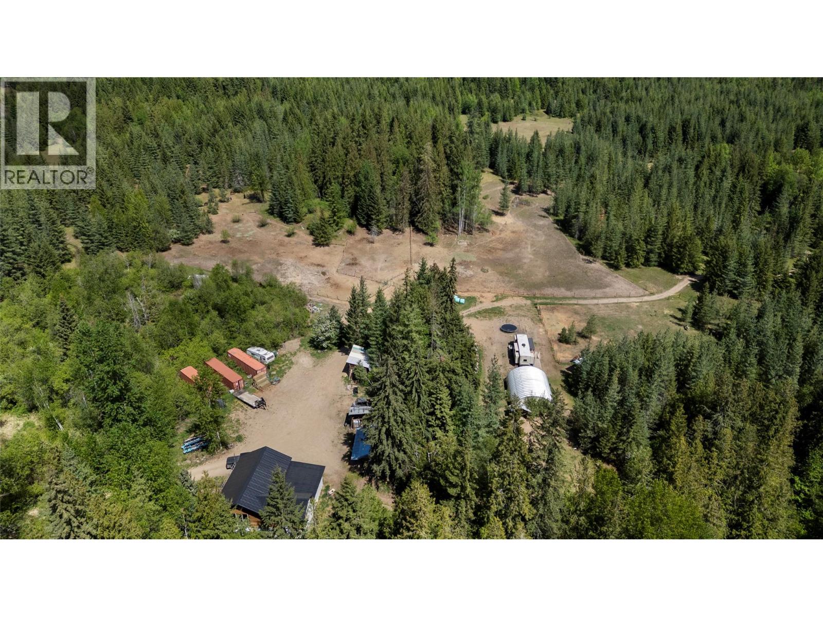 4993 Meadow Creek Road, Celista, British Columbia  V0E 1M6 - Photo 3 - 10403839