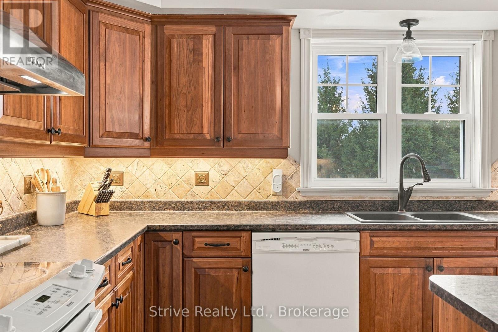 239 Fallis Line, Cavan Monaghan, Ontario  L0A 1G0 - Photo 15 - X14089230