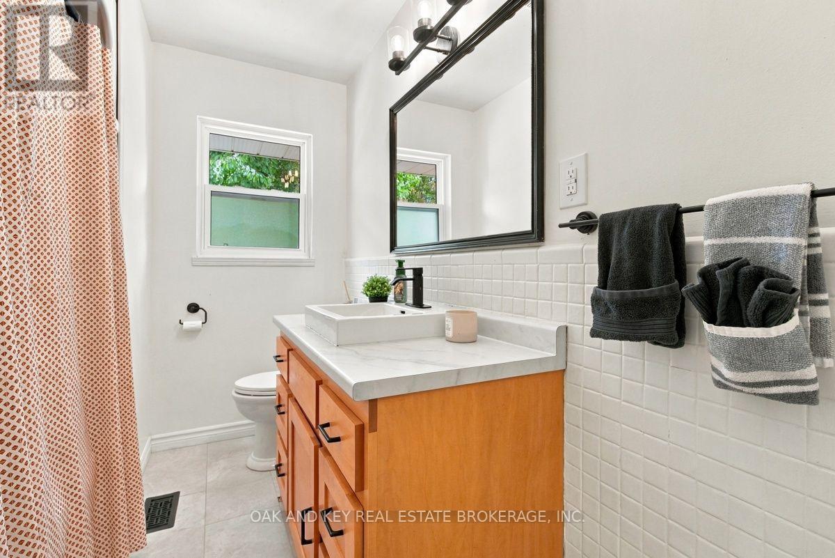446 Scenic Drive, London South, Ontario  N5Z 3A8 - Photo 32 - X14089310