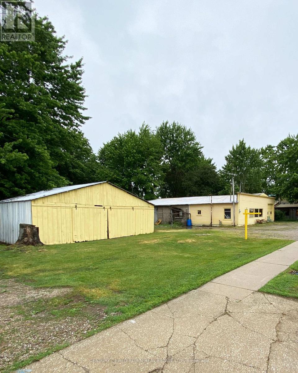3219 Inwood Road, Brooke-Alvinston, Ontario  N0N 1K0 - Photo 6 - X14089338