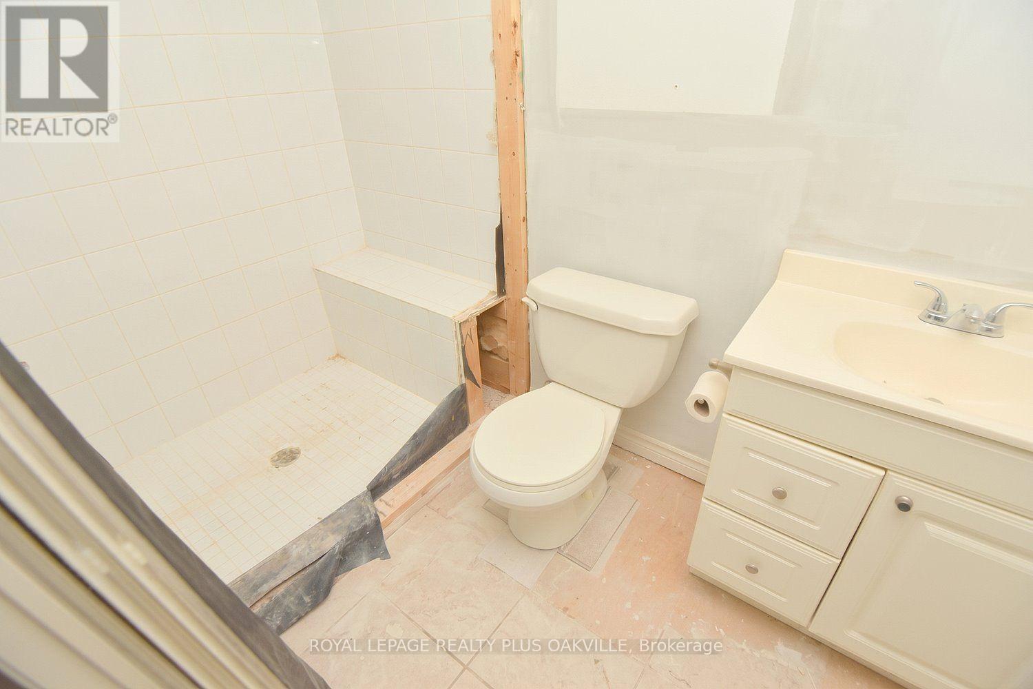 274 Belvenia Road, Burlington, Ontario  L7L 2G4 - Photo 28 - W13883838