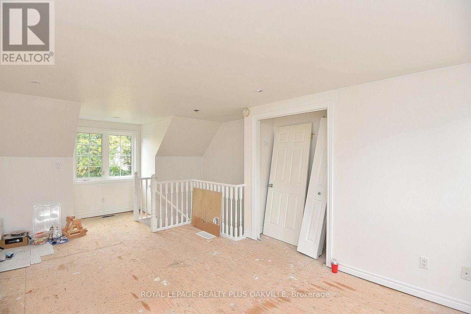 274 Belvenia Road, Burlington, Ontario  L7L 2G4 - Photo 29 - W13883838
