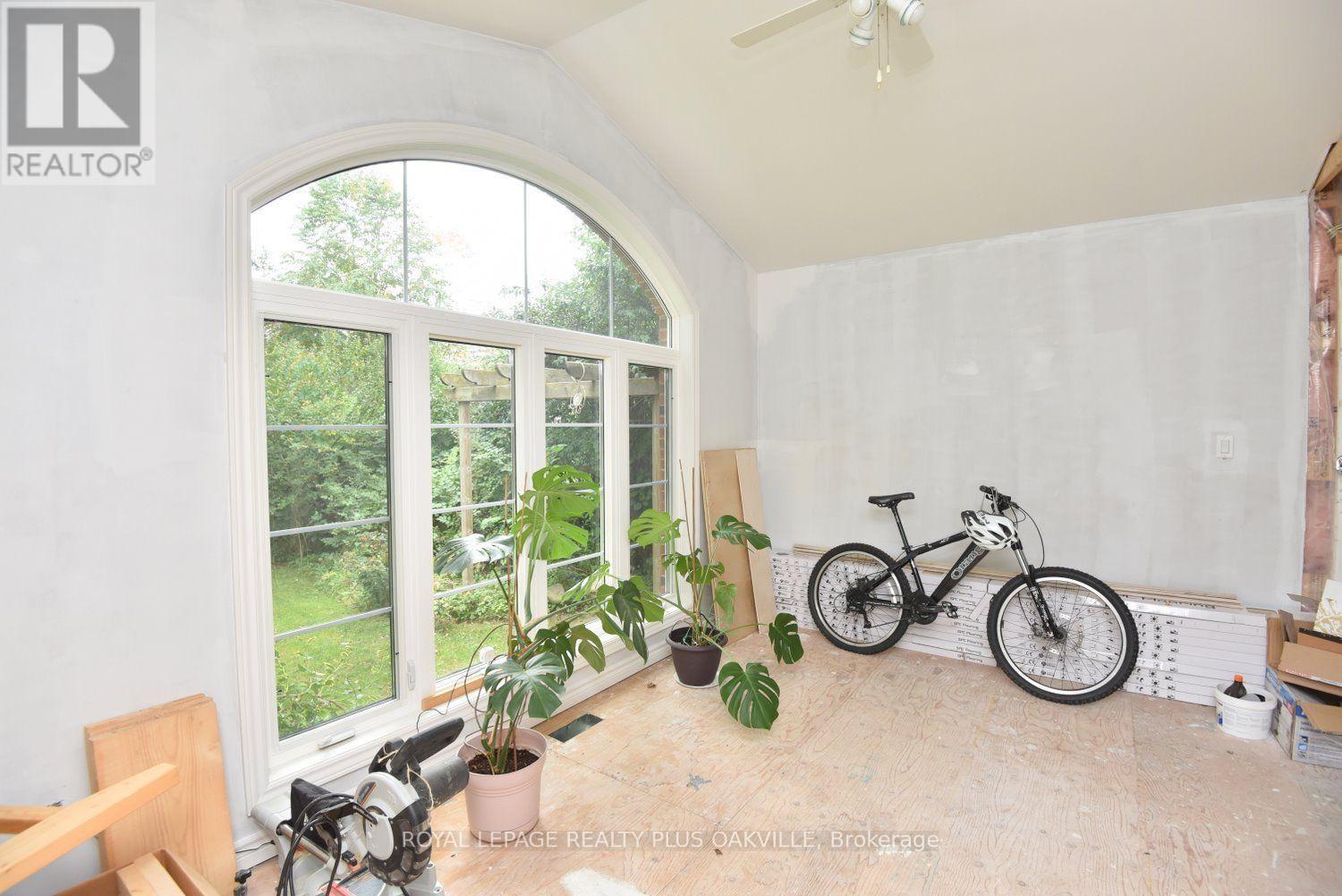 274 Belvenia Road, Burlington, Ontario  L7L 2G4 - Photo 34 - W13883838
