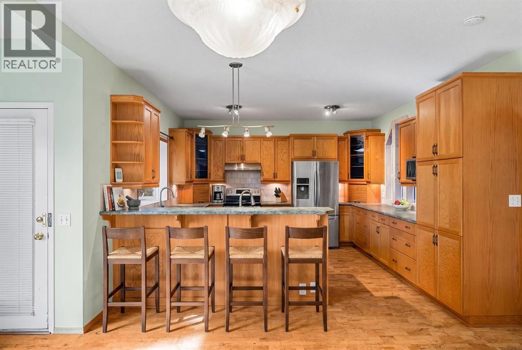196 River Rock Crescent SE