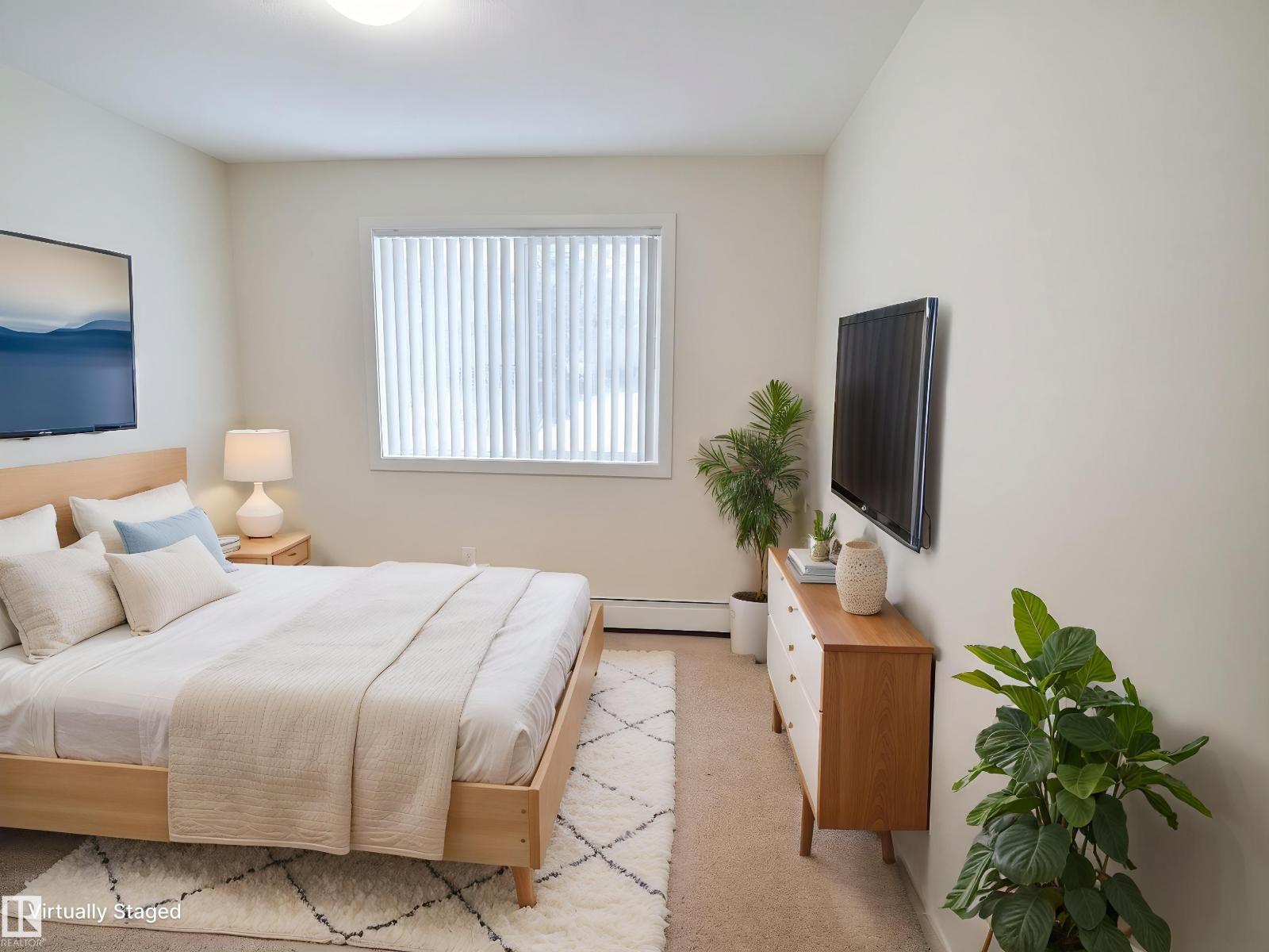 #106 508 Albany WY NW