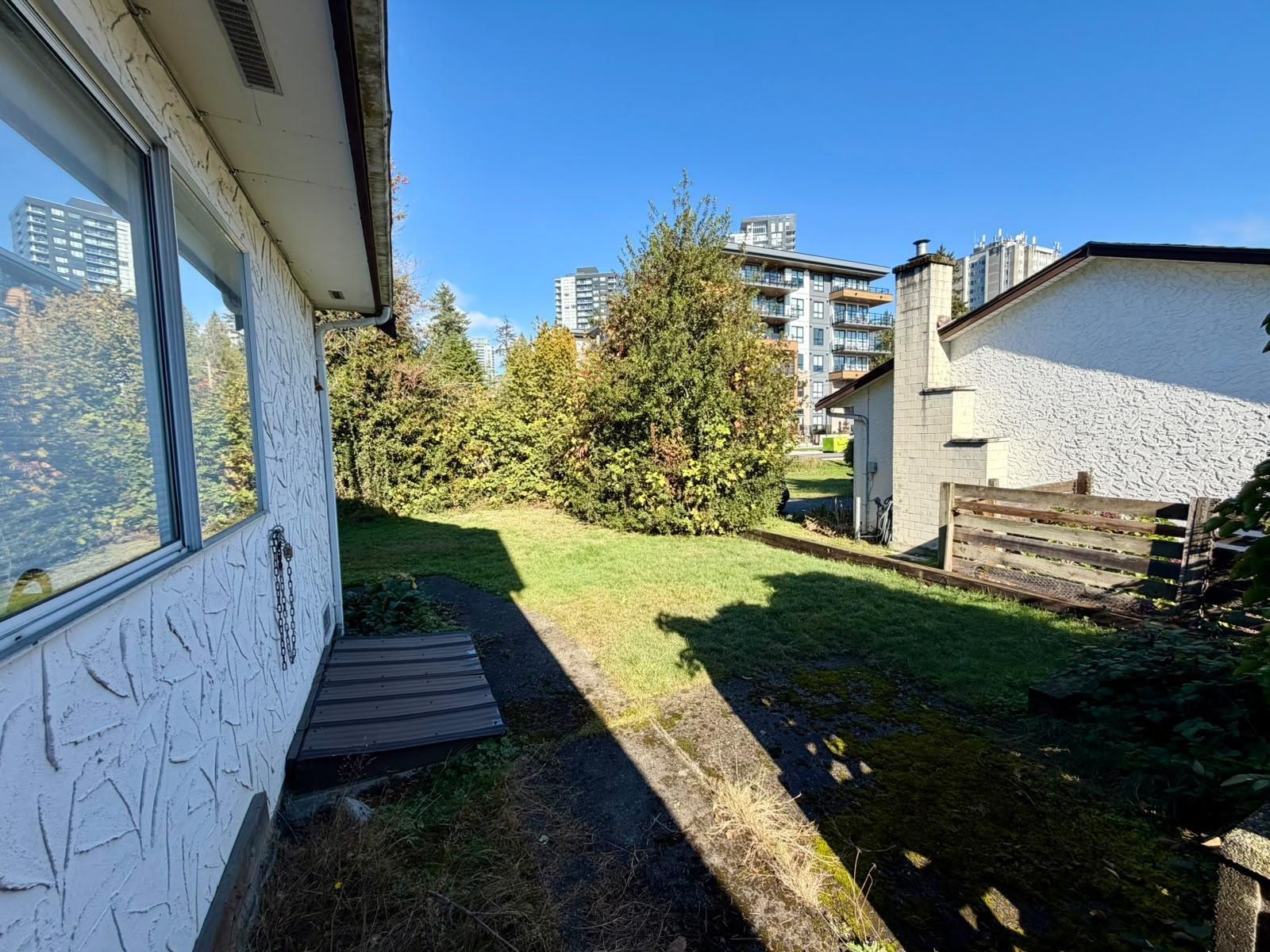 10034 132a Street, Surrey, British Columbia  V3T 5B3 - Photo 18 - R3175697