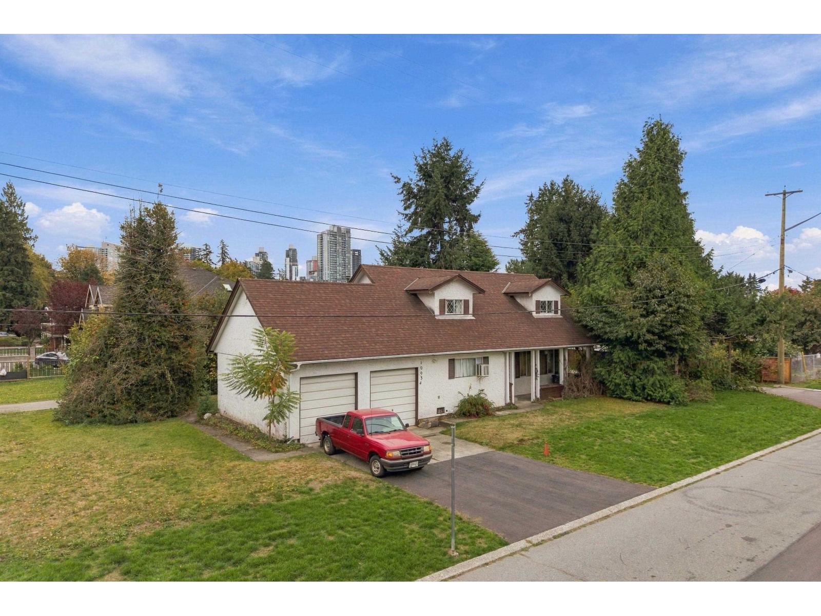 10034 132a Street, Surrey, British Columbia  V3T 5B3 - Photo 3 - R3175697