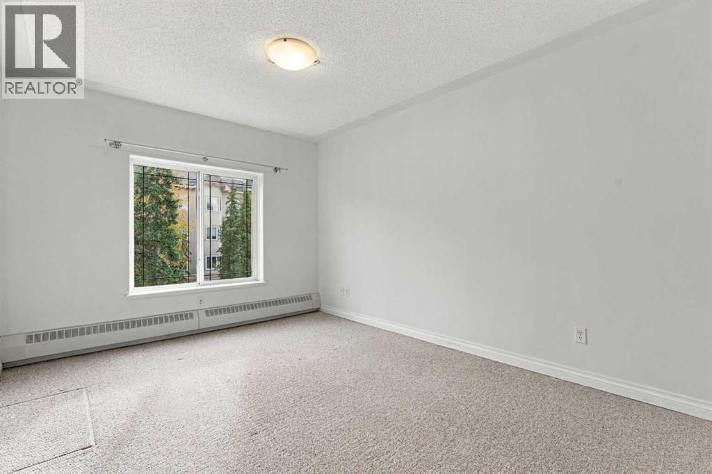 305, 30 Discovery Ridge Close SW