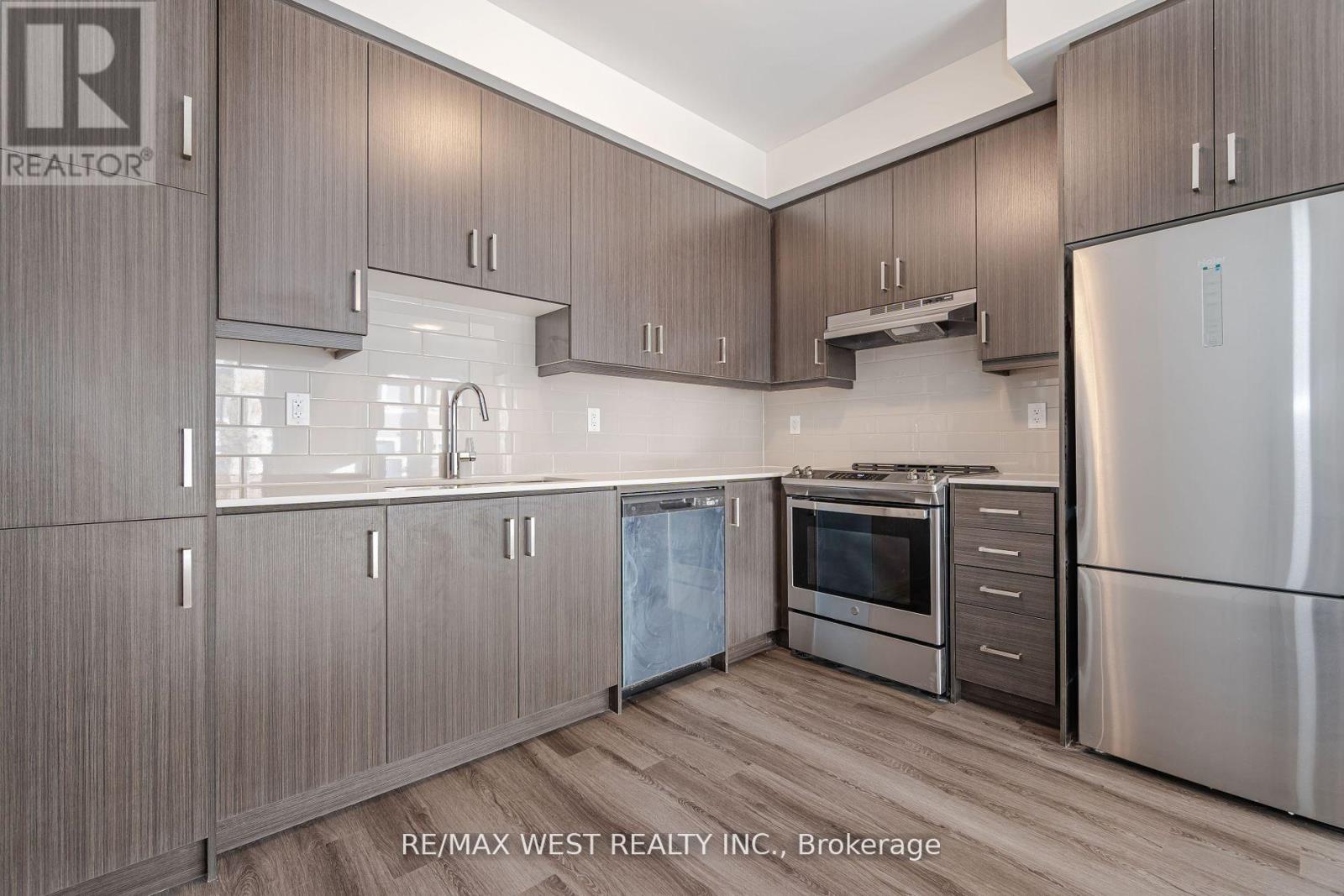 195 - 141 Honeycrisp Crescent, Vaughan, Ontario  L4K 5Z8 - Photo 14 - N14089260