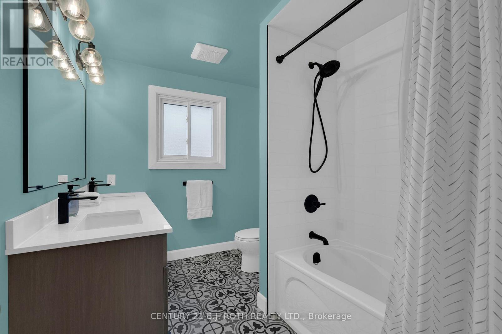 254 Grove Street E, Barrie (Wellington), Ontario  L4M 2P9 - Photo 23 - S14089320