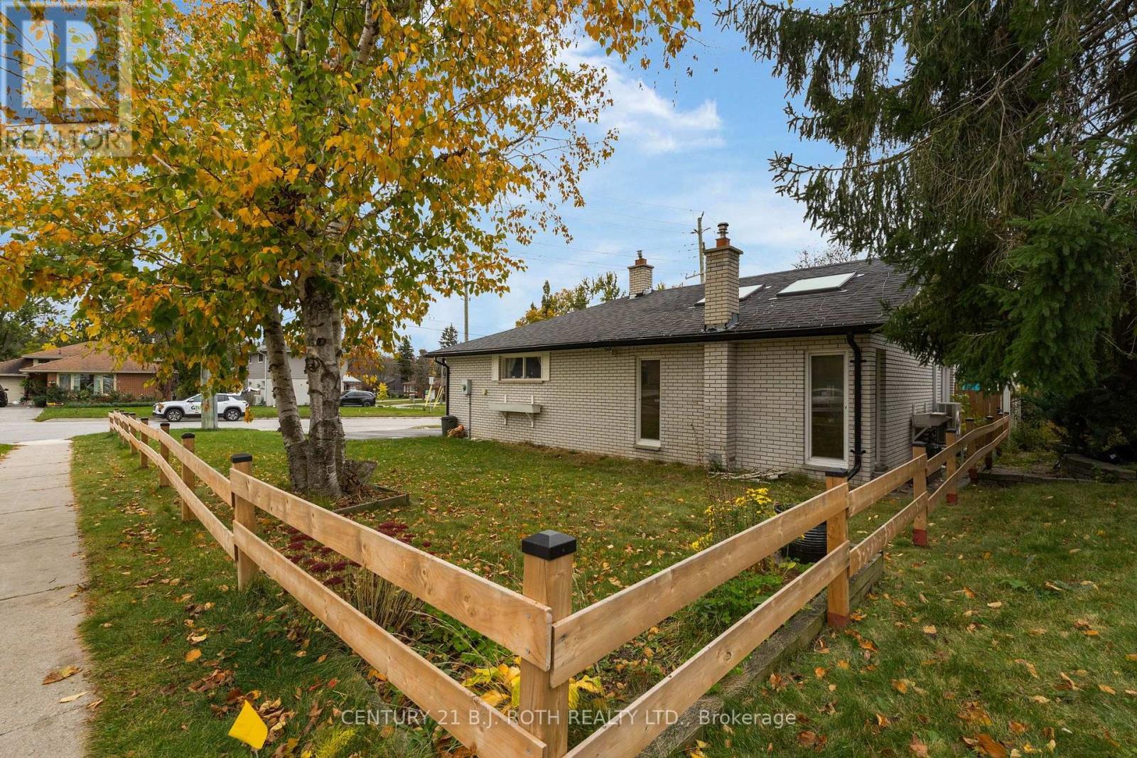 254 Grove Street E, Barrie (Wellington), Ontario  L4M 2P9 - Photo 35 - S14089320