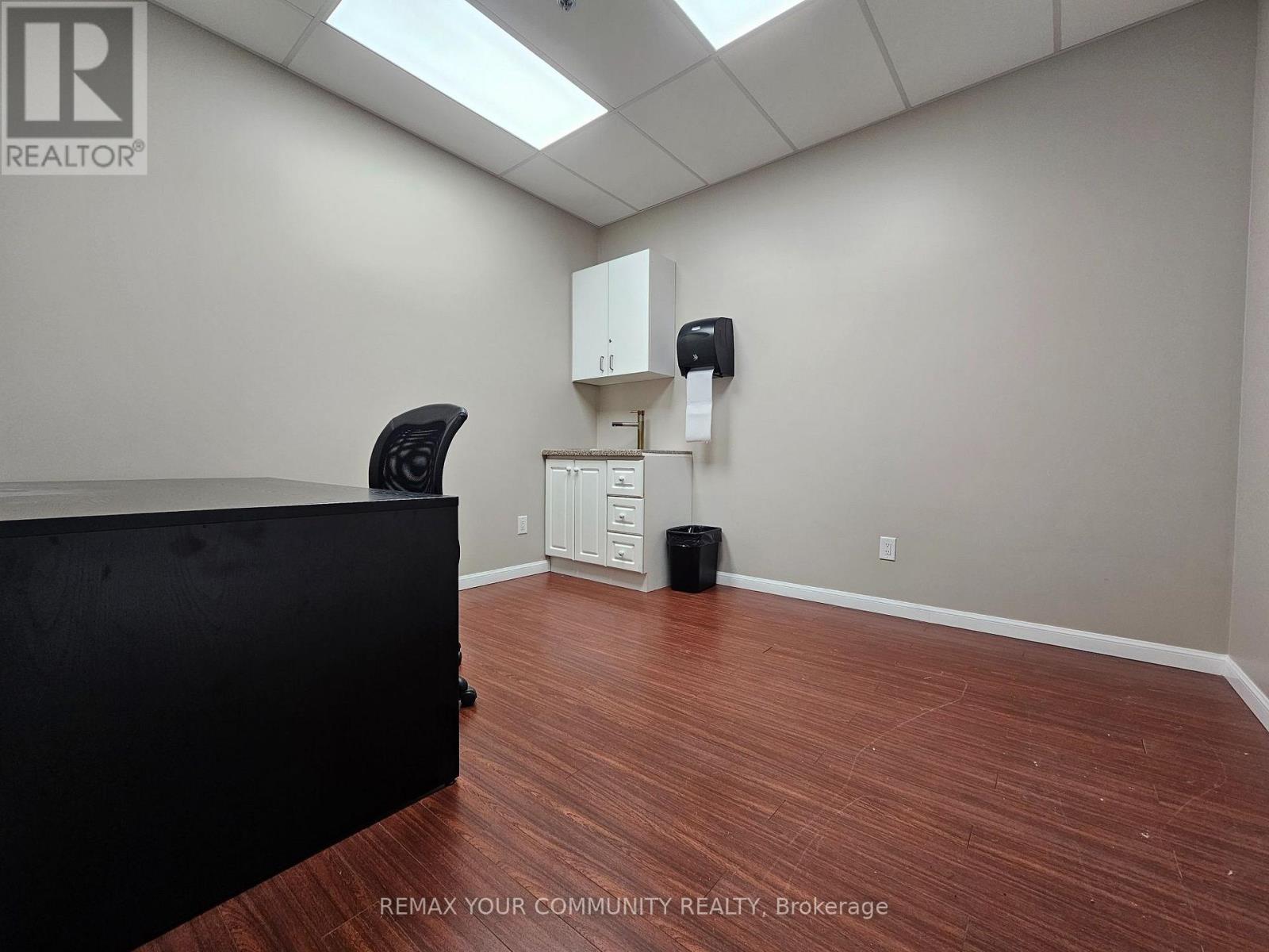 7 - 4646 Dufferin Street, Toronto, Ontario  M3H 5S4 - Photo 11 - W14089234