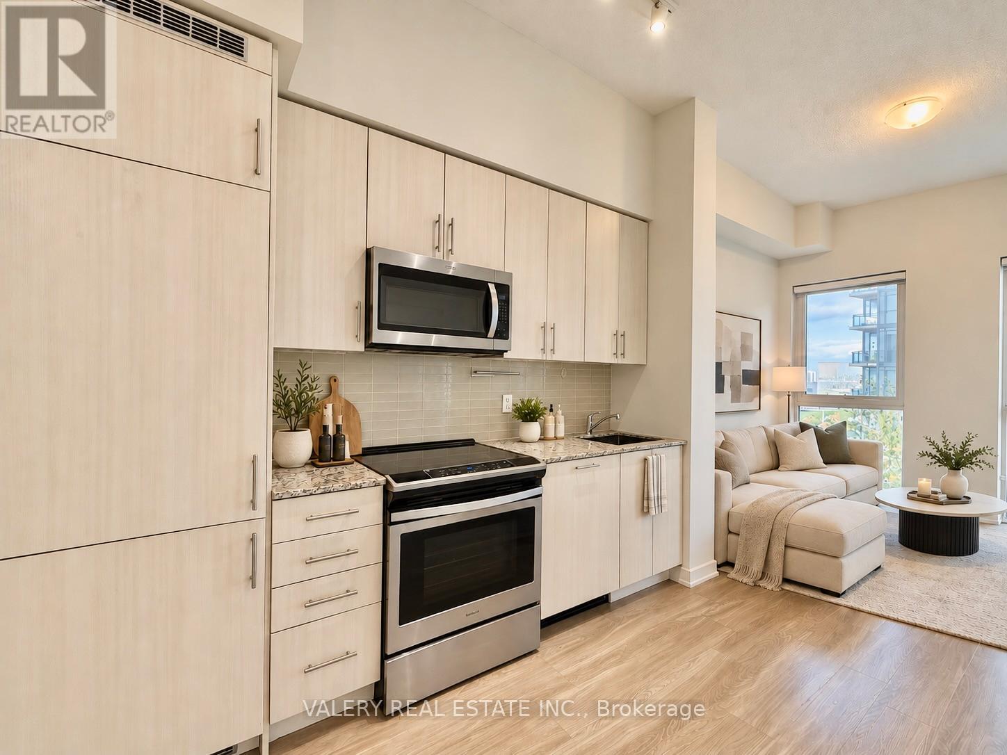 706 - 4085 Parkside Village Drive, Mississauga, Ontario  L5B 0K9 - Photo 3 - W14089246